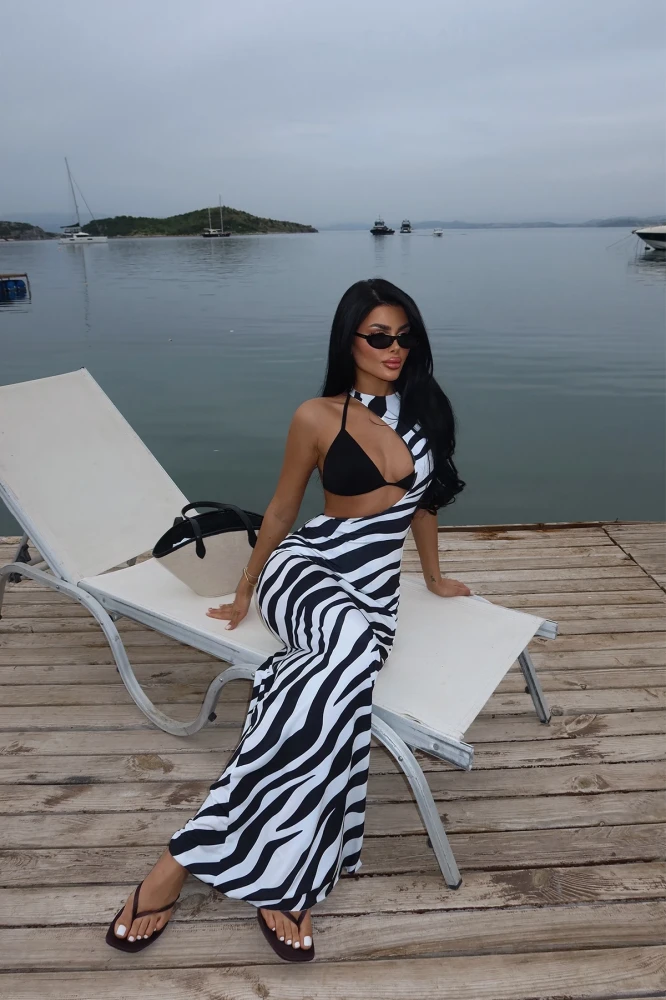 siyah-zebra-desen-elbise-14141.webp