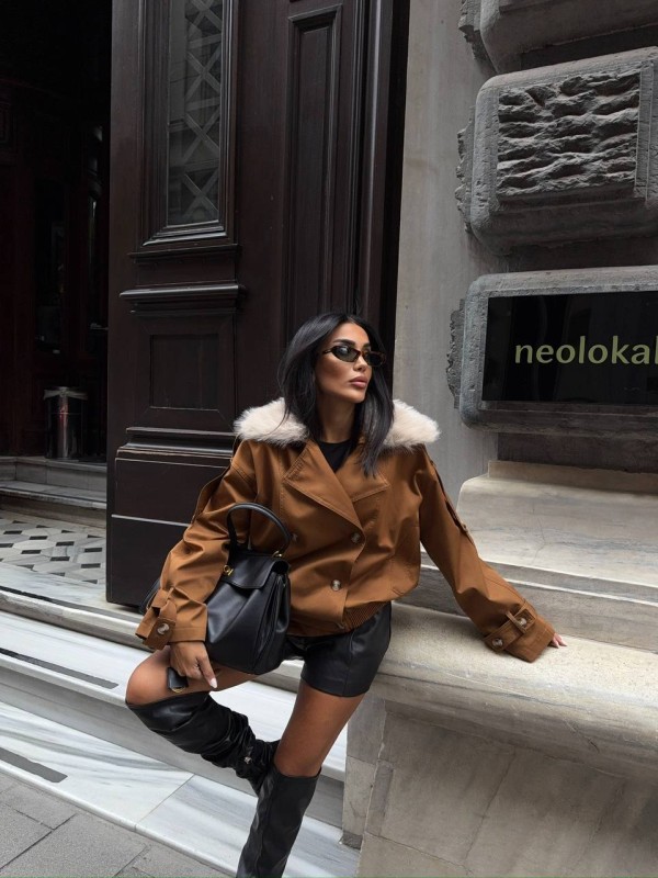 Brown Cropped Fur Collar Jacket