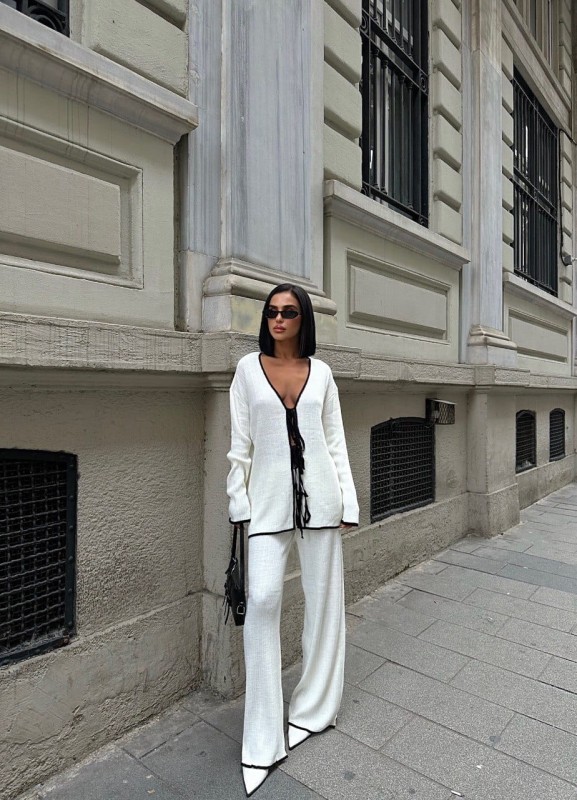 Lorea Knit Set Off Cream/Black