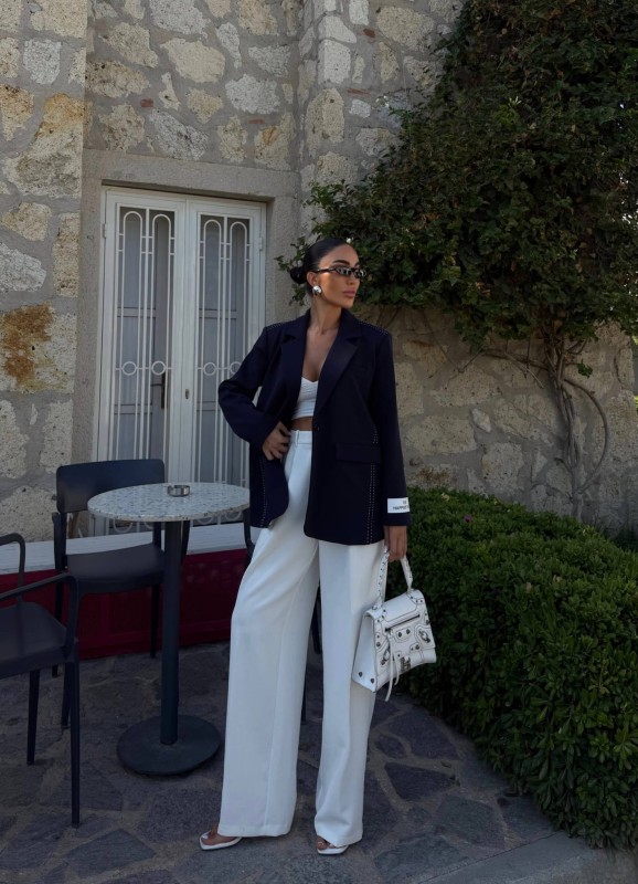 Blue Navi– oversize blazer z detalami 