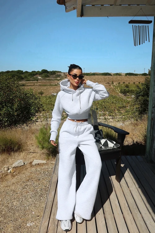 gray-scarf-hooded-tracksuit-18494.webp