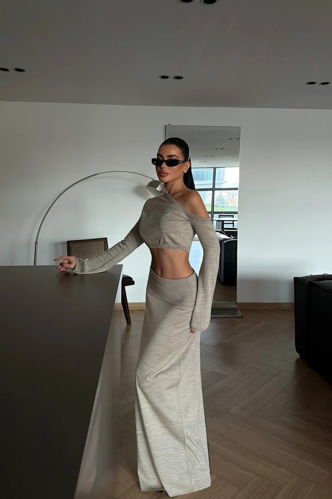 mink-skirt-suit-20627.webp