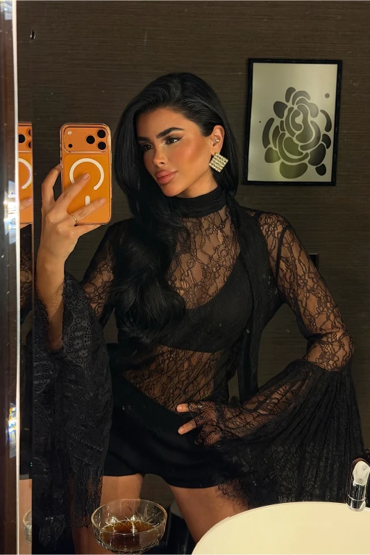 4502 COUTURE LACE BLOUSE