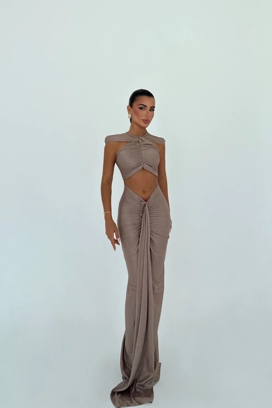 3051 ICONA GODDESS – Luxury Draped Maxi Dress
