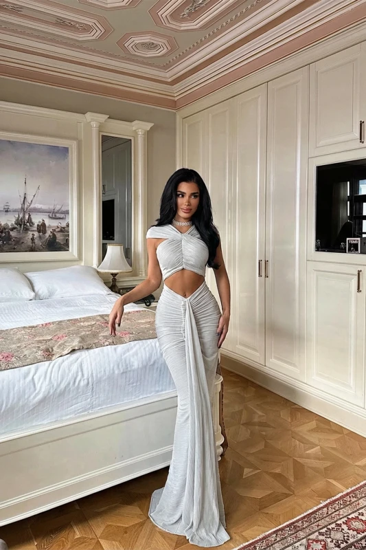 3053 ICONA GODDESS – Luxury Draped Maxi Dress