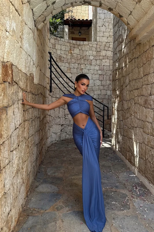 3052 ICONA GODDESS – Luxury Draped Maxi Dress