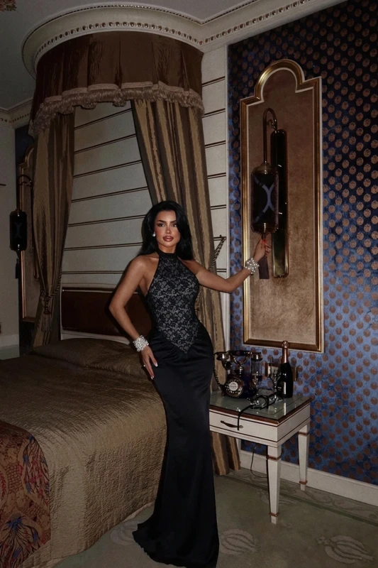 3450 NOIR EMPRESS – Lace Satin Gown
