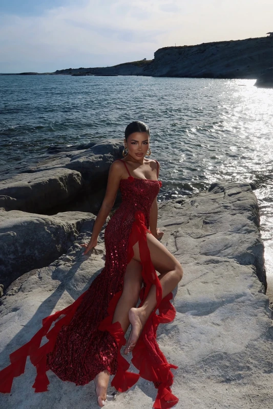 2612 ROUGE MONACO – Haute Sequin Couture Gown
