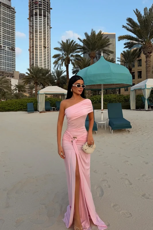 4597 Desert Éclipse – Dubai Edition