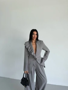 MONARCH RUFFLE – Power Suit Set S3
