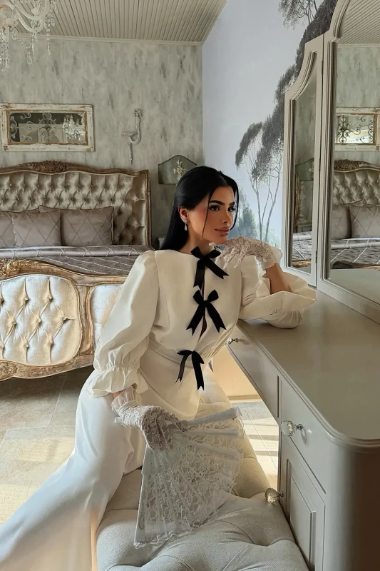 1792 CHÂTEAU ROMANCE – Luxury Bow Detail Midi Dress
