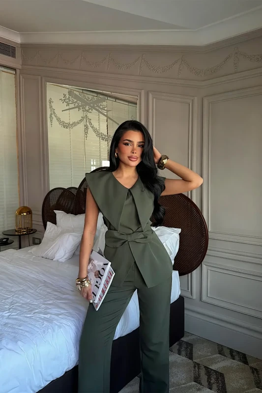 5315 MADAME CUT – Power Suit Set